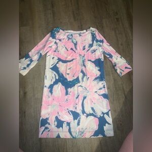 Girls Lilly Pulitzer dress size medium